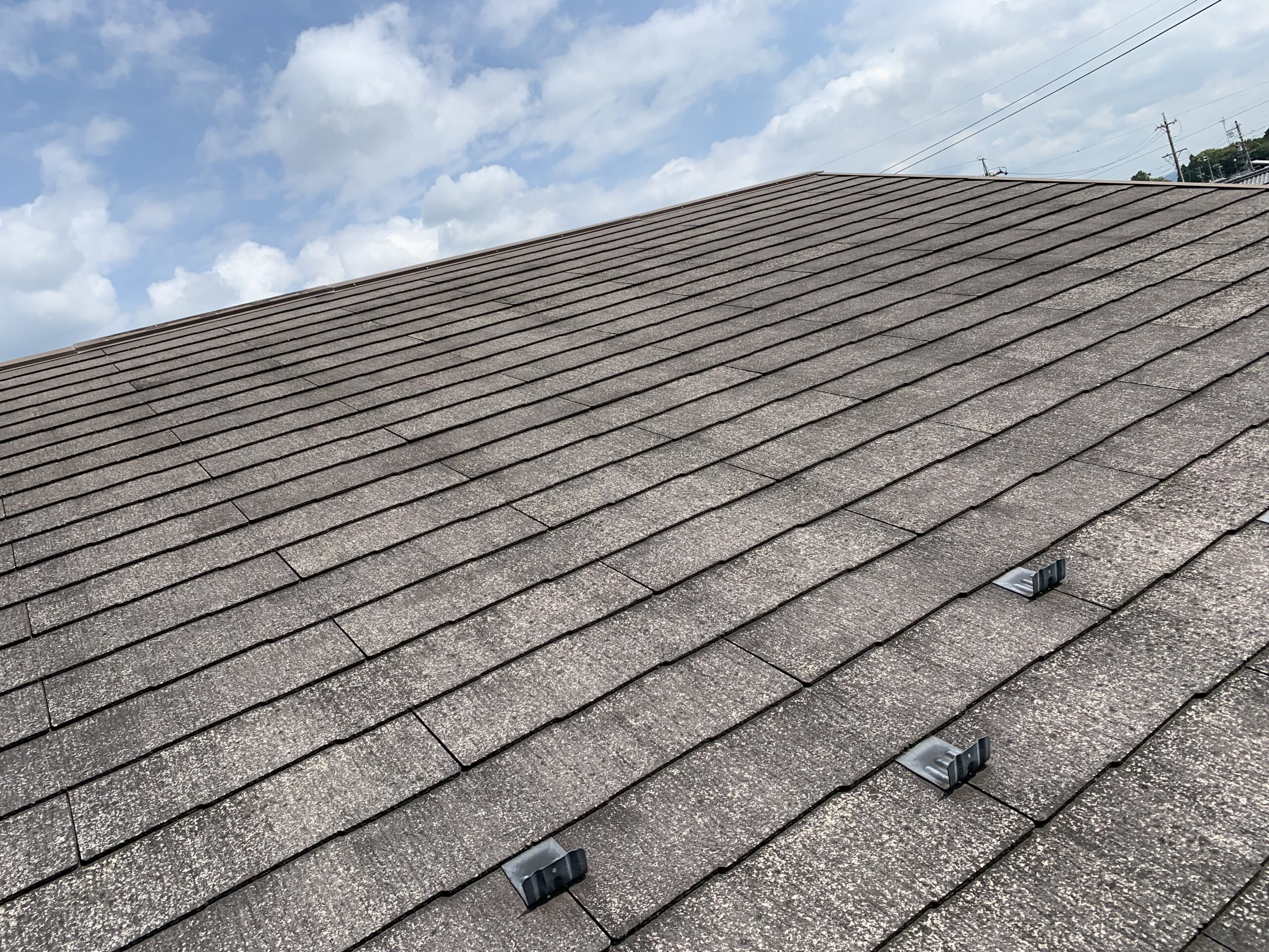 屋根が劣化している写真